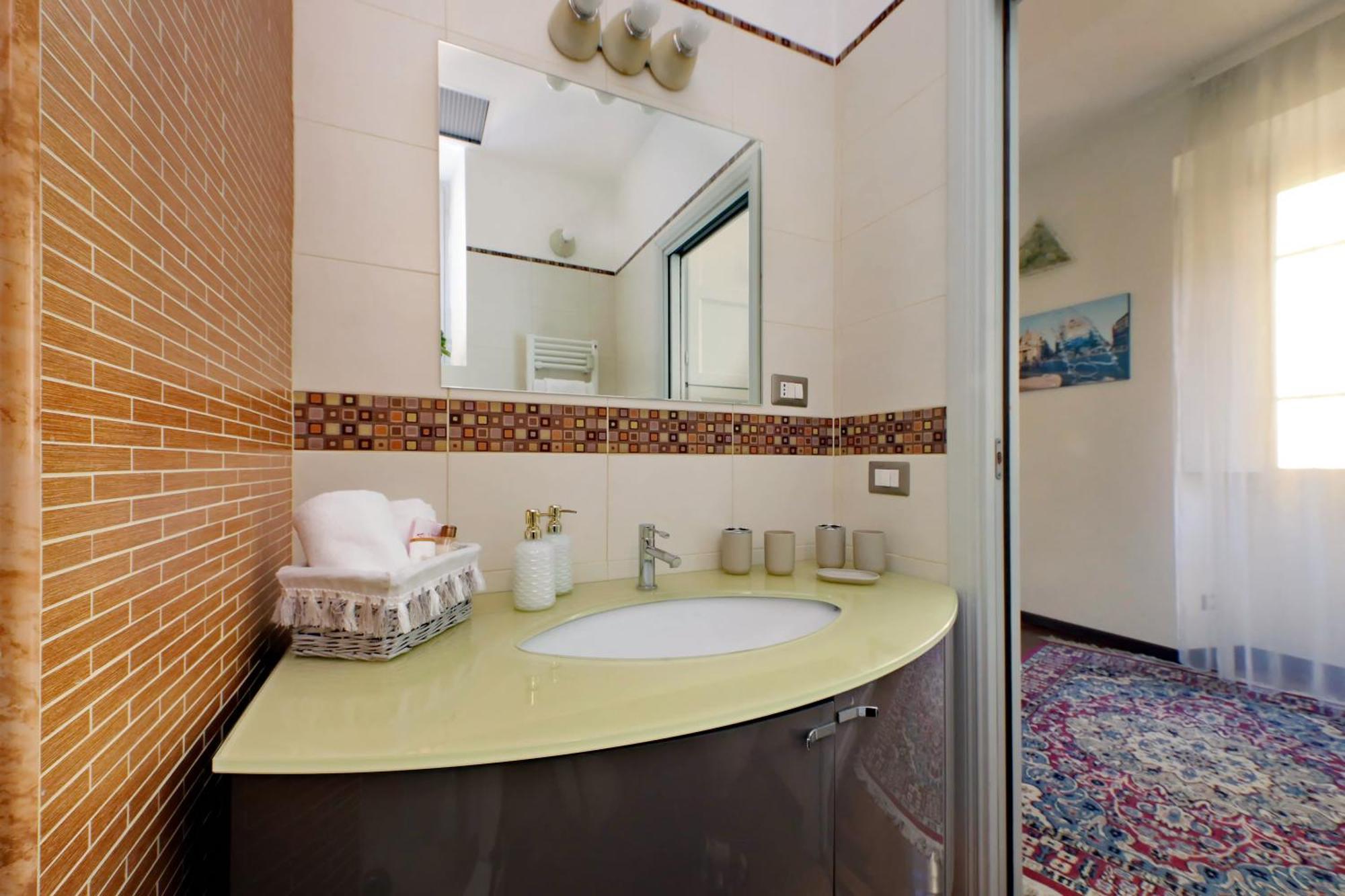 Luxury Apartment Vaticano-S'Peter Basilica - Netflix Wifi - Aircond Rome Exterior photo
